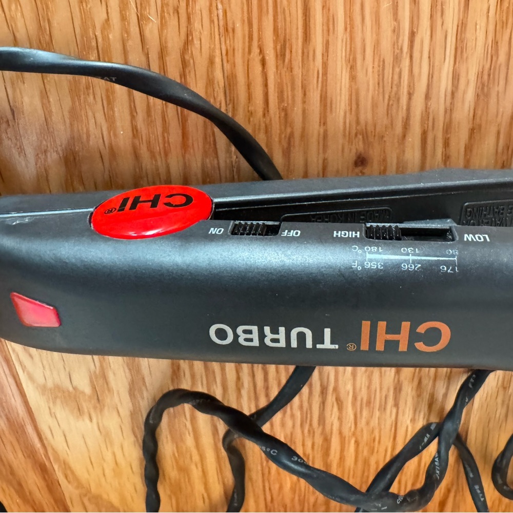 Chi Turbo Hair Straightener - Picture 6 of 9